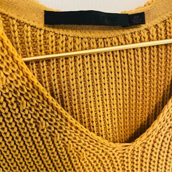 Jenni Kayne Mustard V-Neck Sweater NWOT - Picture 5 of 6